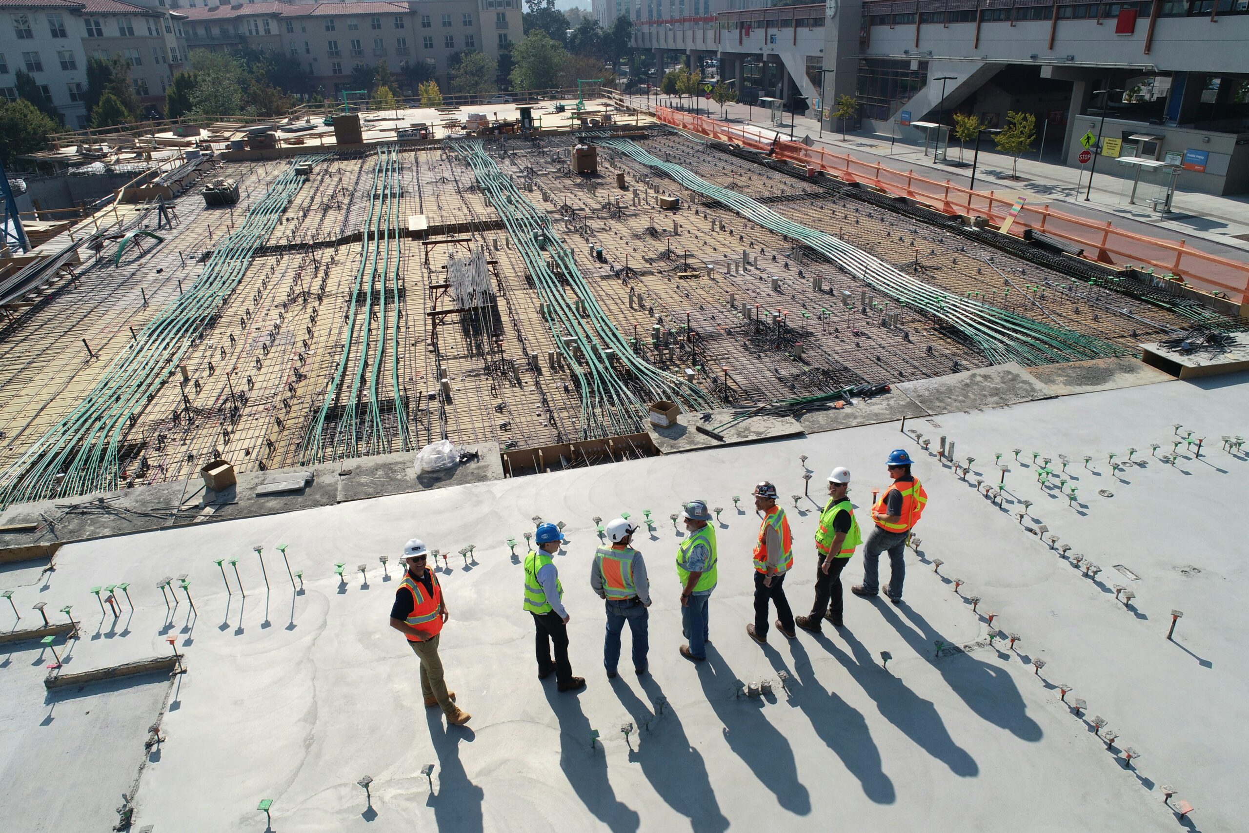Salariés d'une entreprise de BTP sur un chantier.